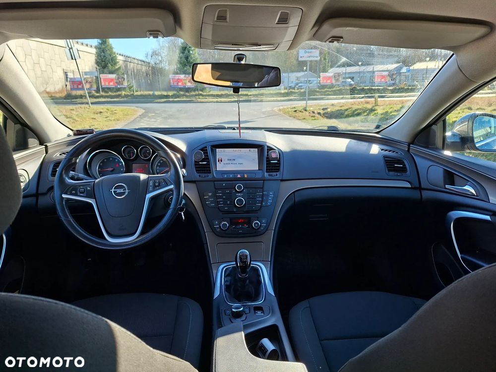 Opel Insignia - 8
