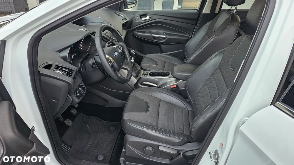 Ford Kuga 2.0 TDCi 2x4 Cool & Connect - 5