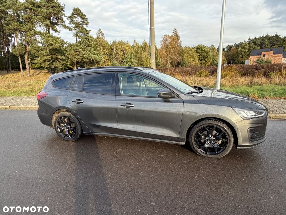 Ford Focus Turnier 1.0 EcoBoost Start-Stopp-System COOL&CONNECT DESIGN - 12