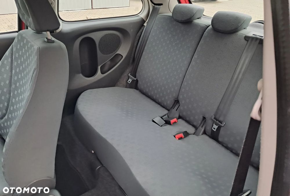 Nissan Micra - 7