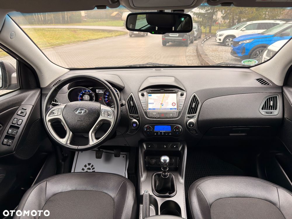 Hyundai ix35 1.6 2WD Fifa World Cup Edition - 8