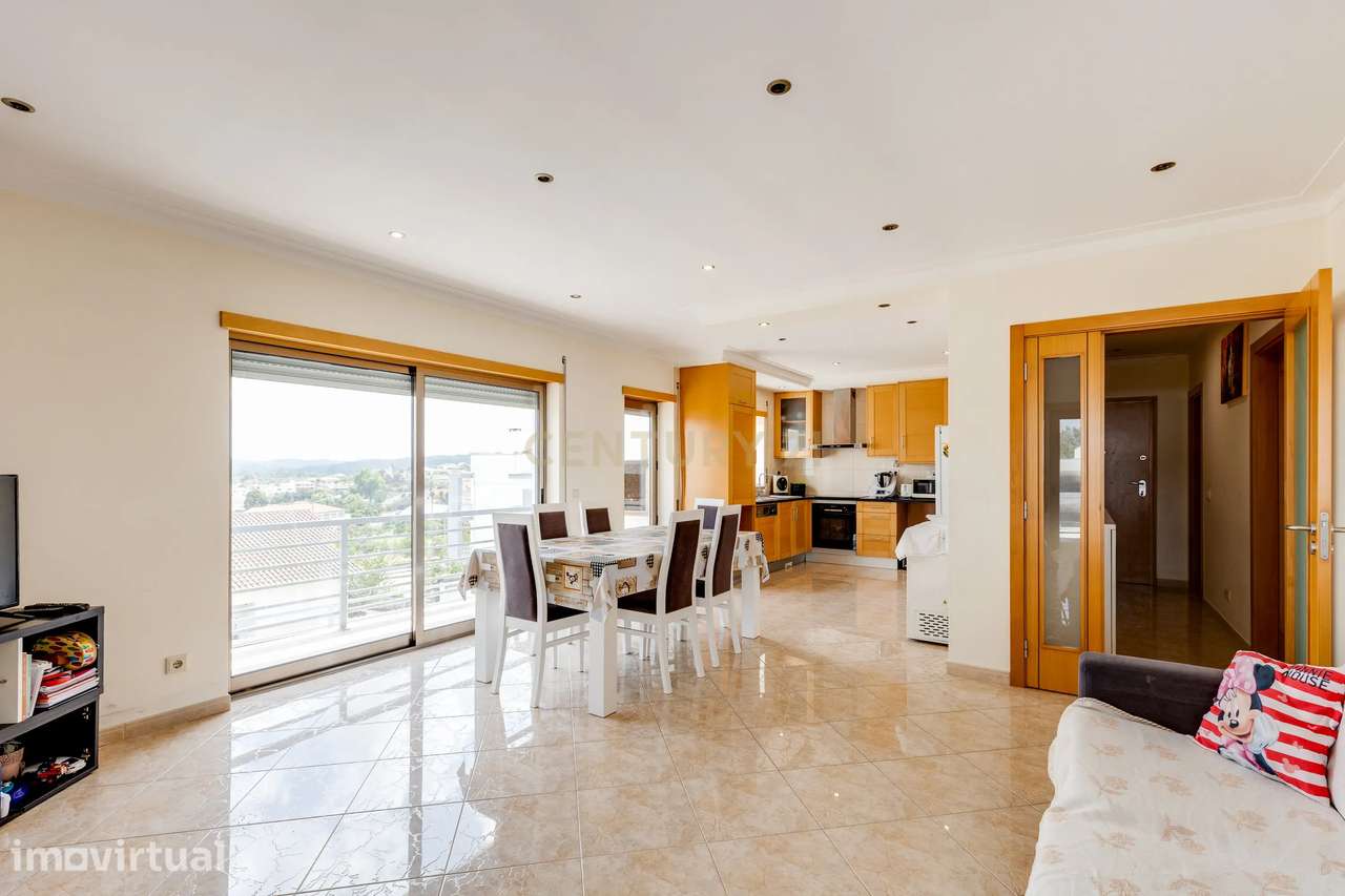 Apartamento T3 de Excelência com Terraço, Garagem Box, no Louriçal - P - Grande imagem: 5/42