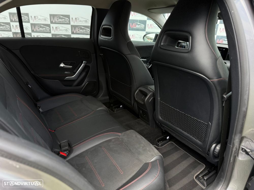 Mercedes-Benz A 250 e AMG Line - 60