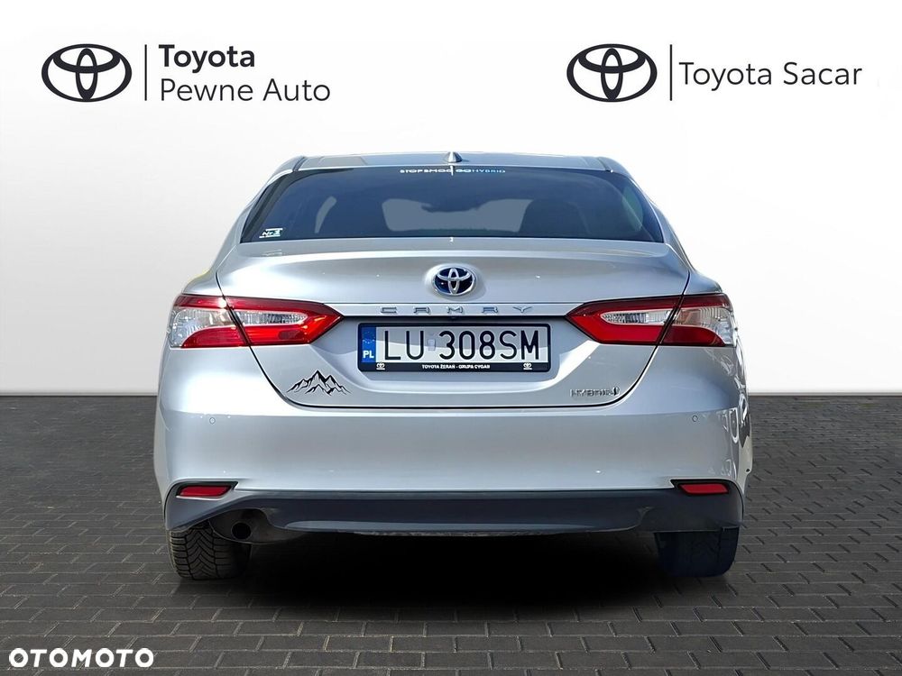Toyota Camry 2.5 Hybrid Comfort CVT - 8