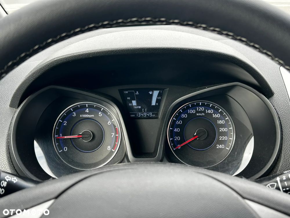 Hyundai ix20 1.4 Classic + - 8