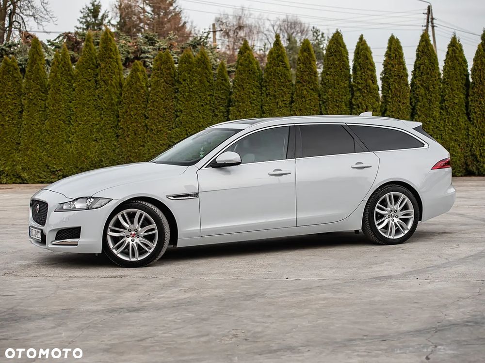 Jaguar XF - 7