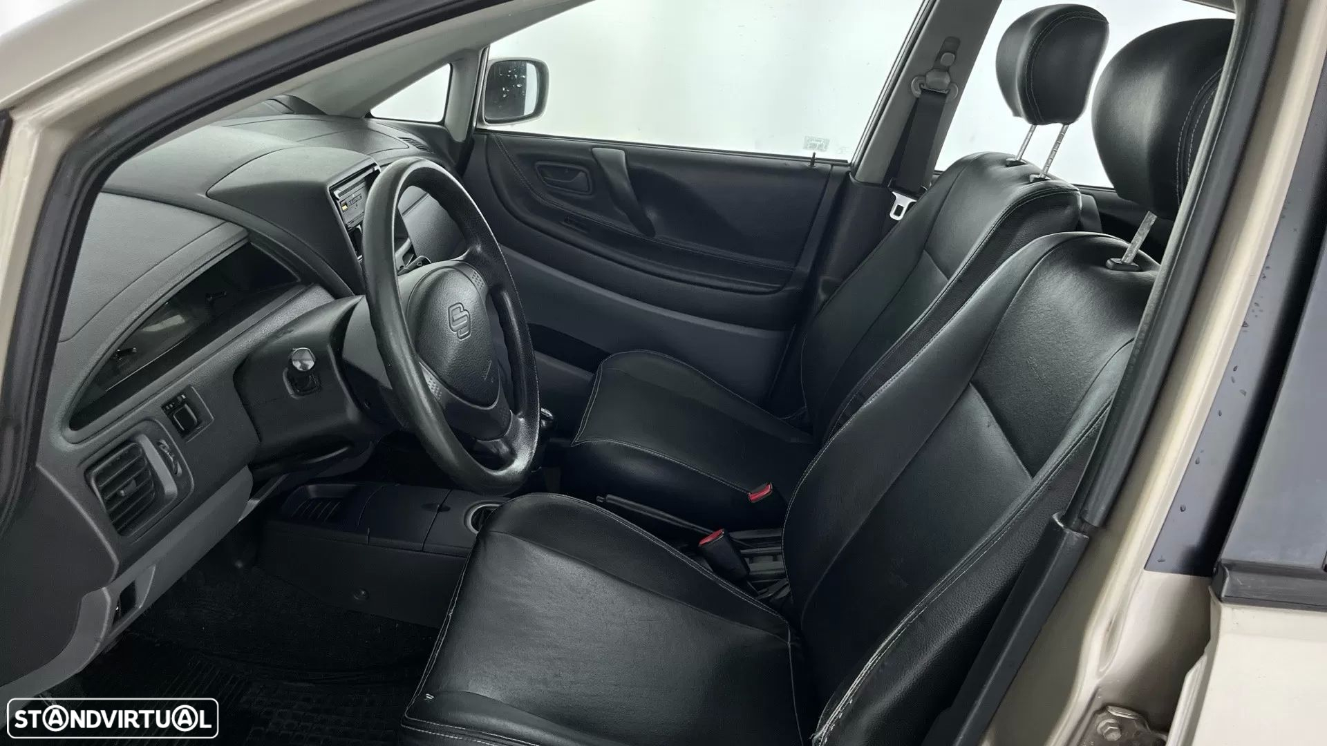 Suzuki Liana 1.3 GL Exclusive - 10