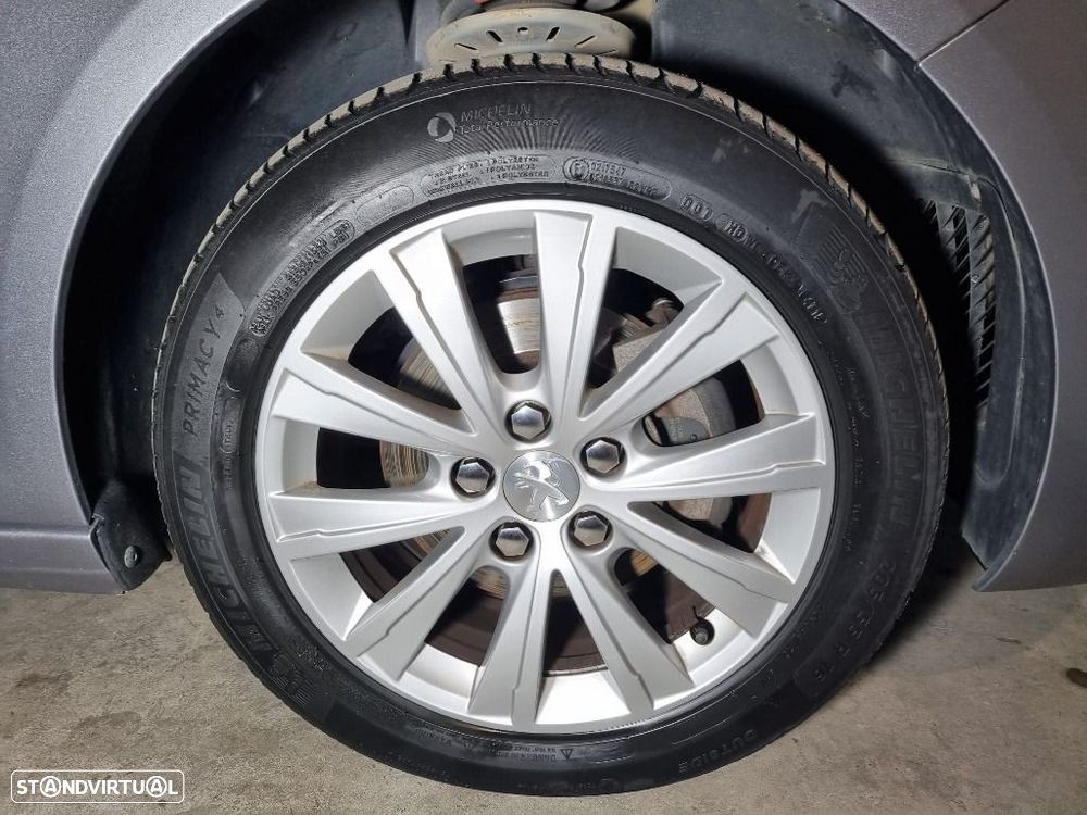 Peugeot 308 1.2 PureTech Style - 16
