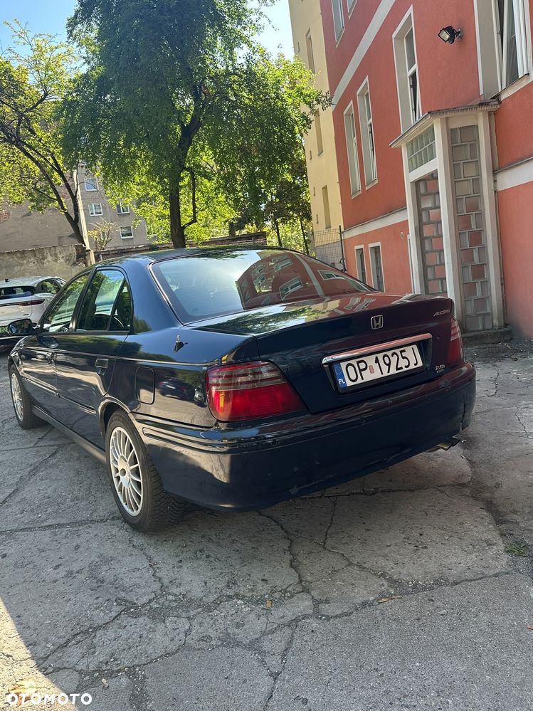 Honda Accord - 5