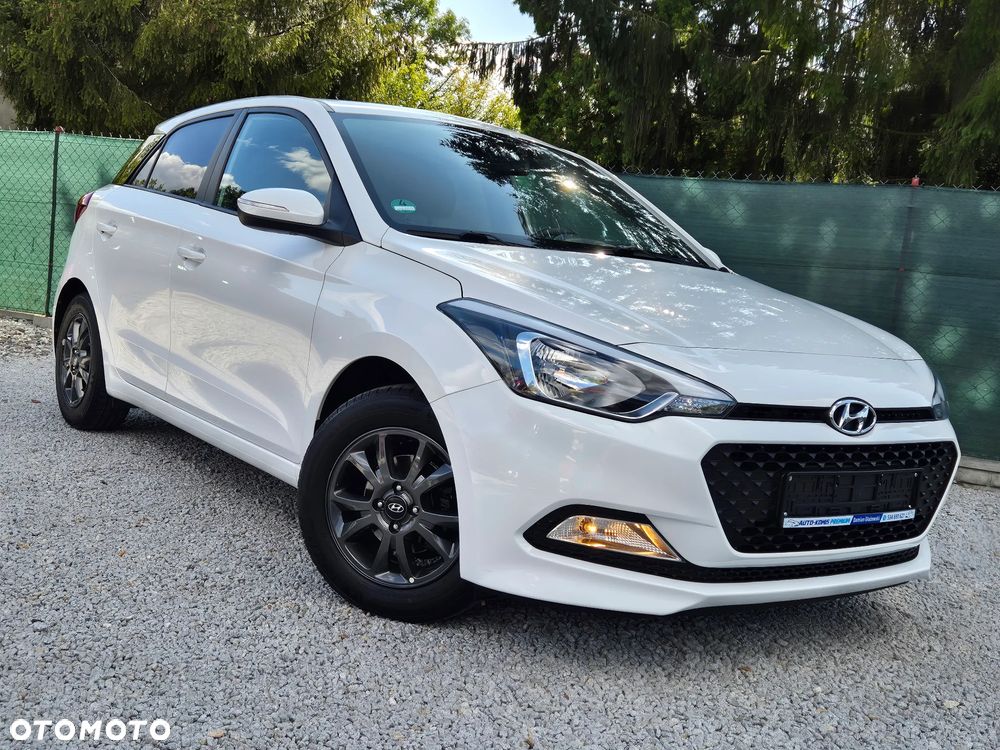 Hyundai i20 1.2 Passion - 11