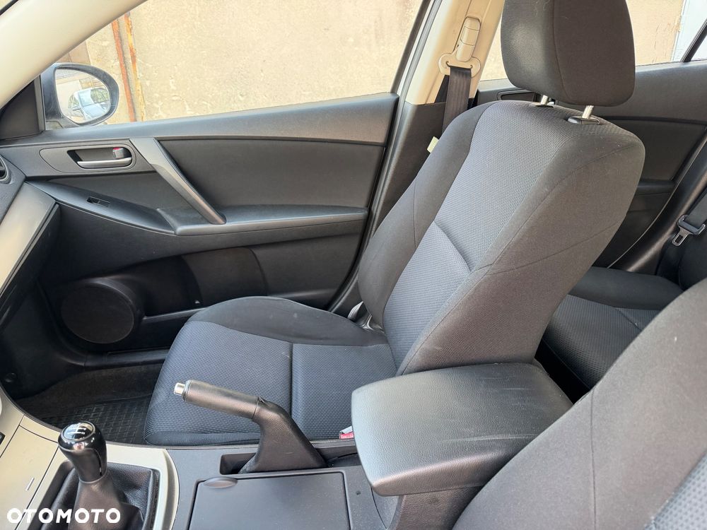 Mazda 3 - 15