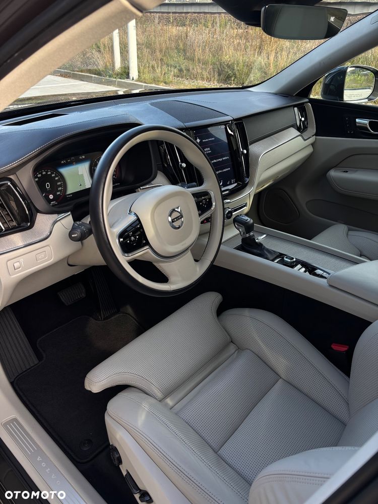 Volvo XC 60 T5 AWD Geartronic Inscription - 5