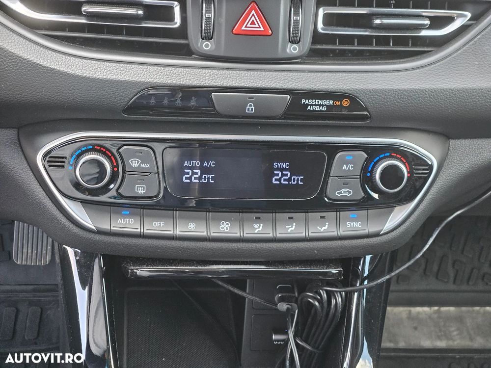 Hyundai i30 1.5 T-GDI 140CP M/T MHEV Highway - 22