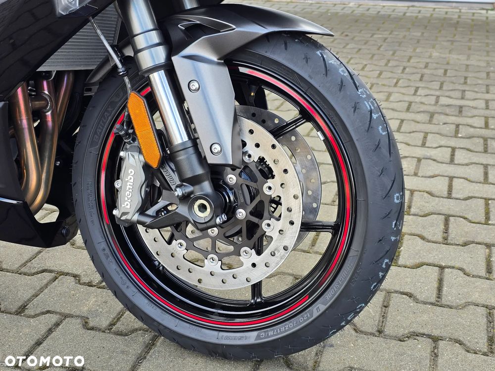 Kawasaki Ninja 1000 SX - 17