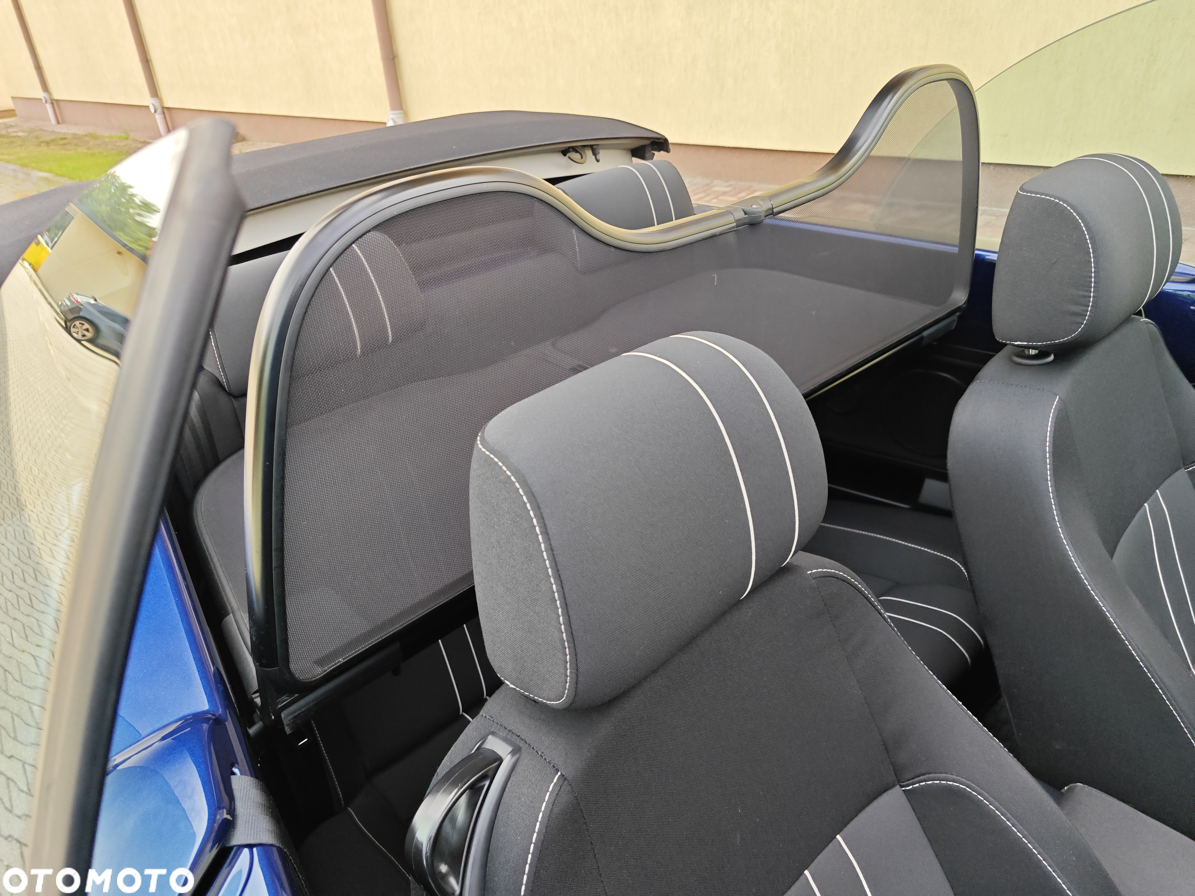 Volkswagen New Beetle Cabriolet 1.6 Freestyle - 21