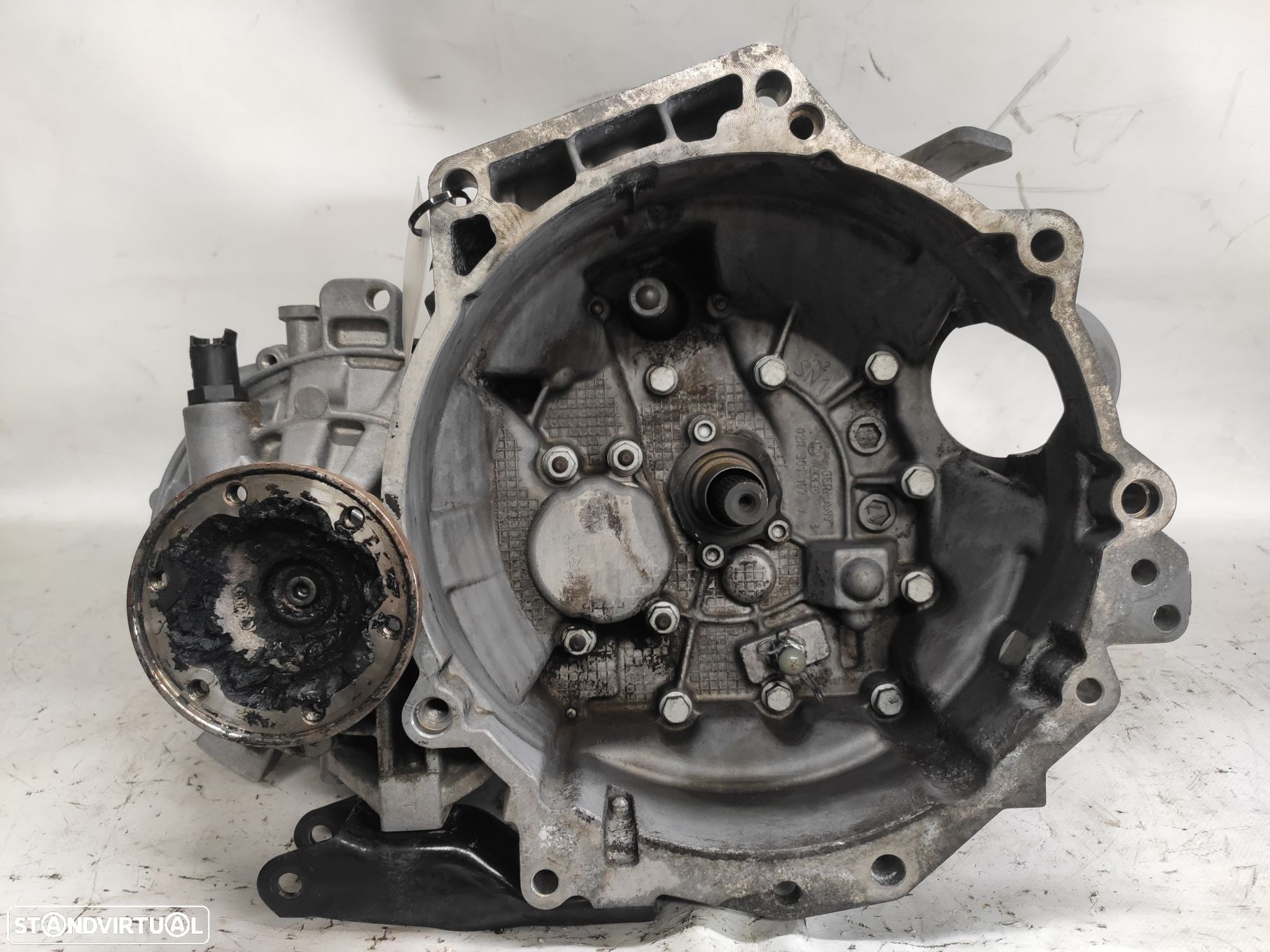 Caixa de velocidades manual VOLKSWAGEN Polo (6R, 6C) - 1