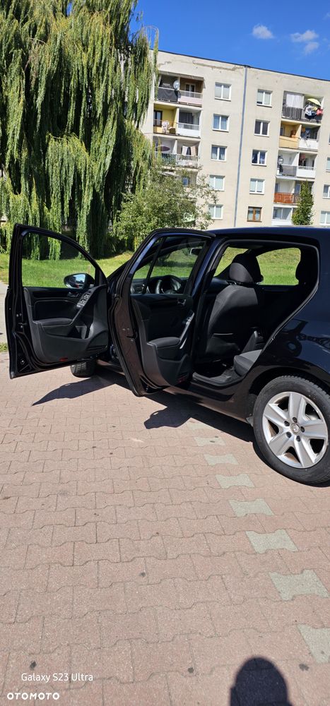 Volkswagen Golf 2.0 TDI DPF Comfortline - 17