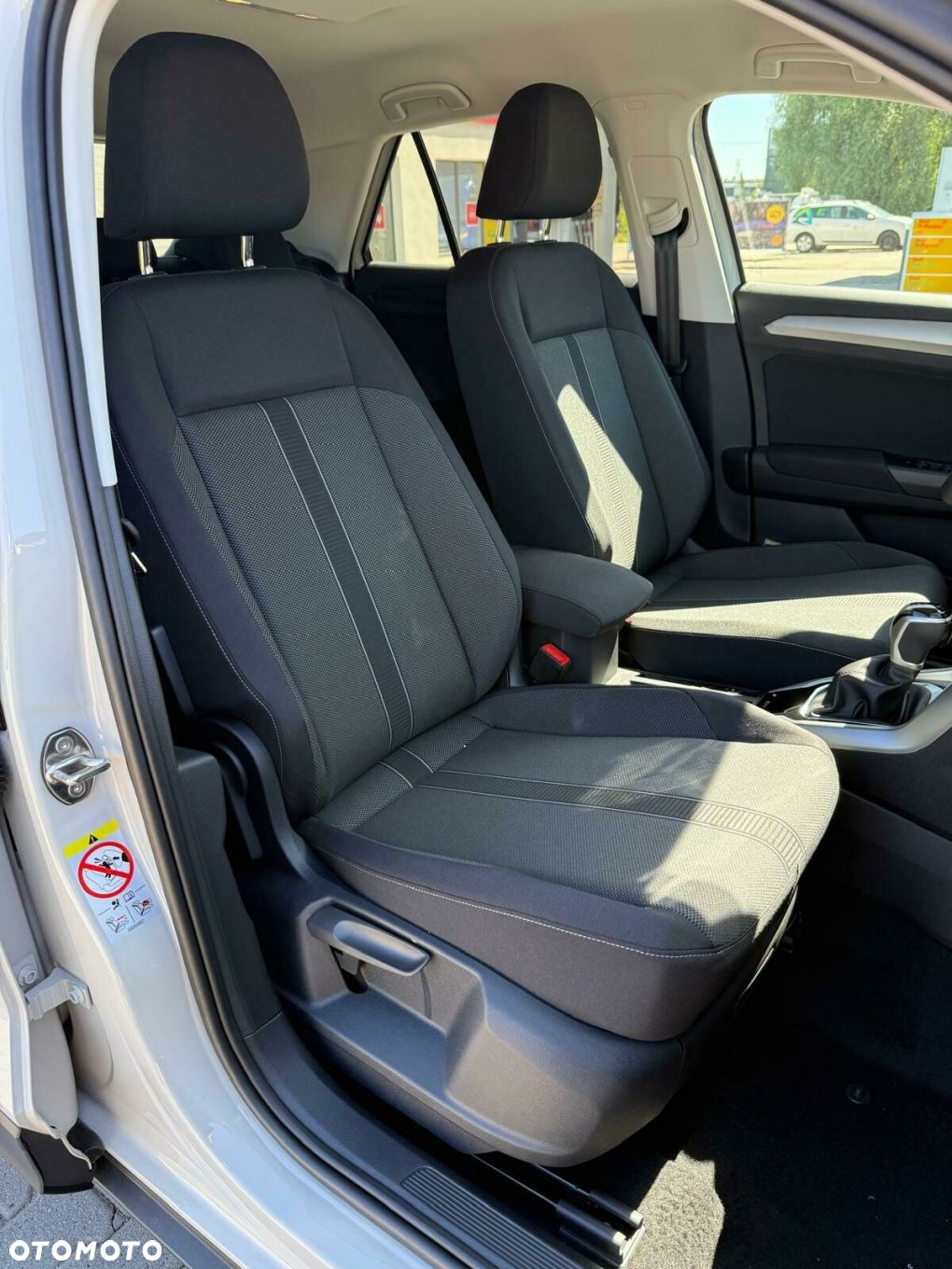 Volkswagen T-Roc 1.5 TSI Life Plus DSG - 11