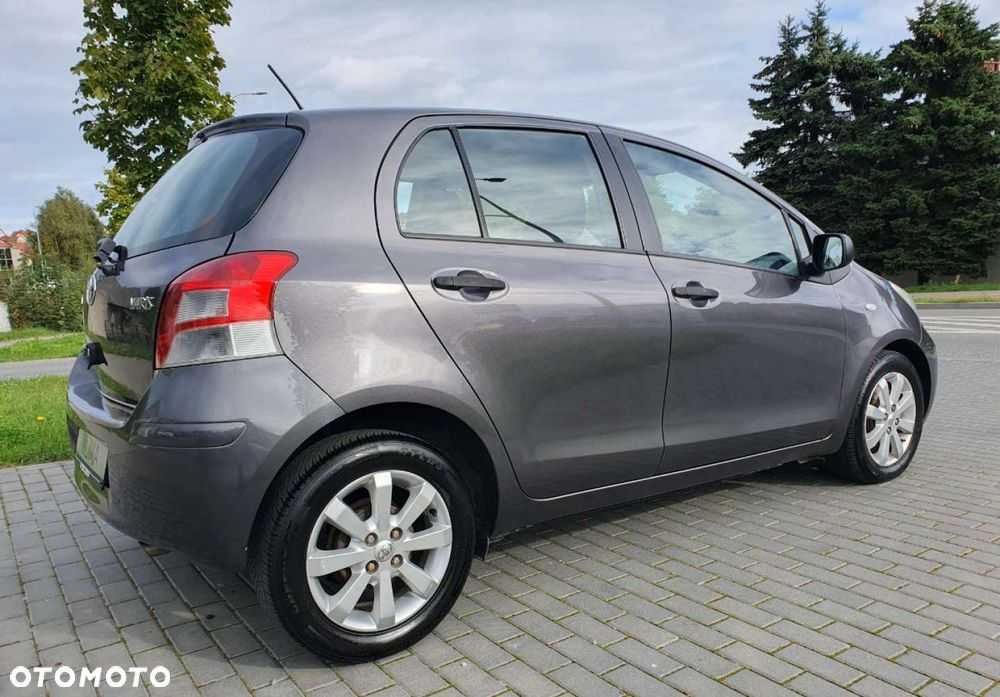 Toyota Yaris - 19