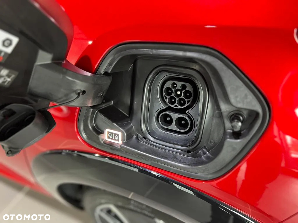 Peugeot 208 e-208 51kWh GT - 7
