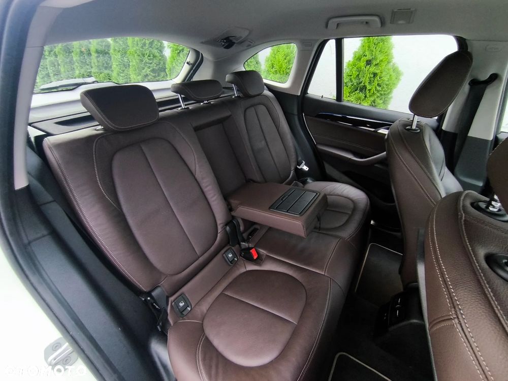 BMW X1 xDrive25e xLine - 28