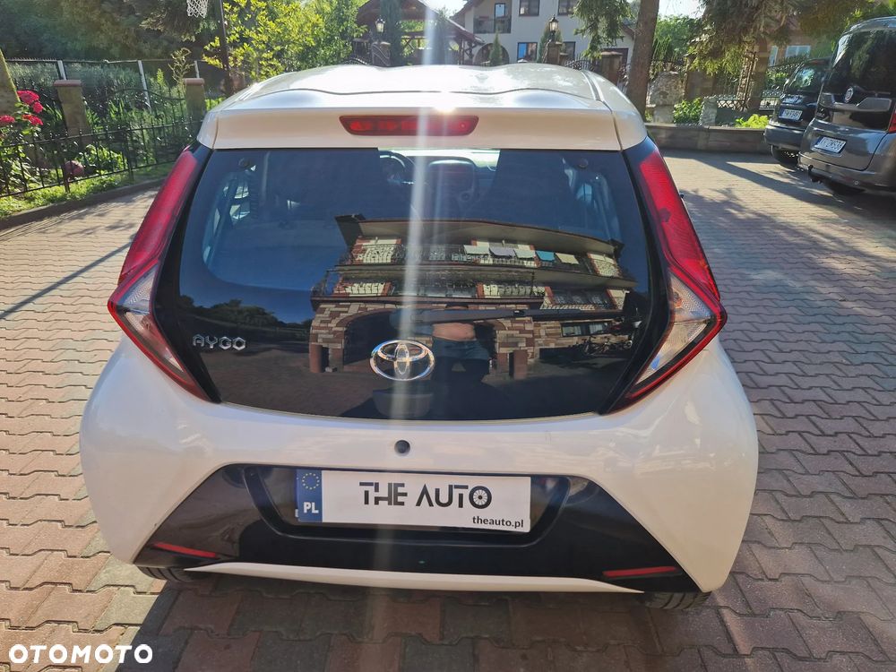 Toyota Aygo 1.0 VVT-i JBL Edition - 17