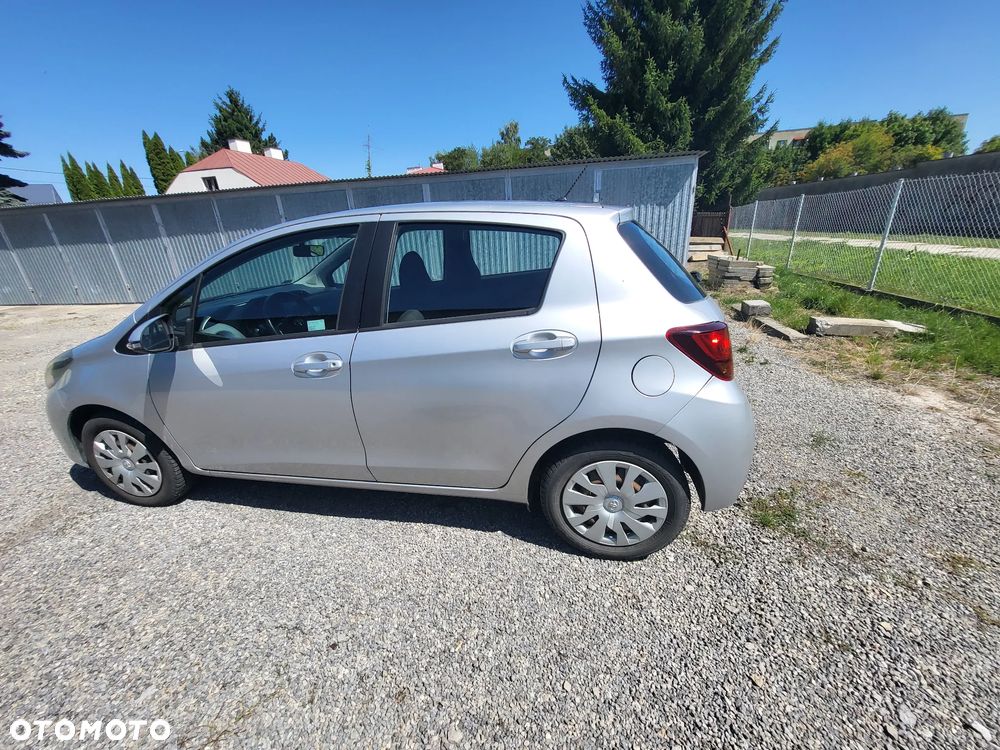Toyota Yaris 1.33 Active - 26