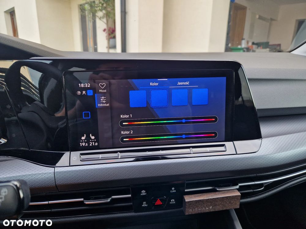 Volkswagen Golf 2.0 TDI SCR DSG Active - 31