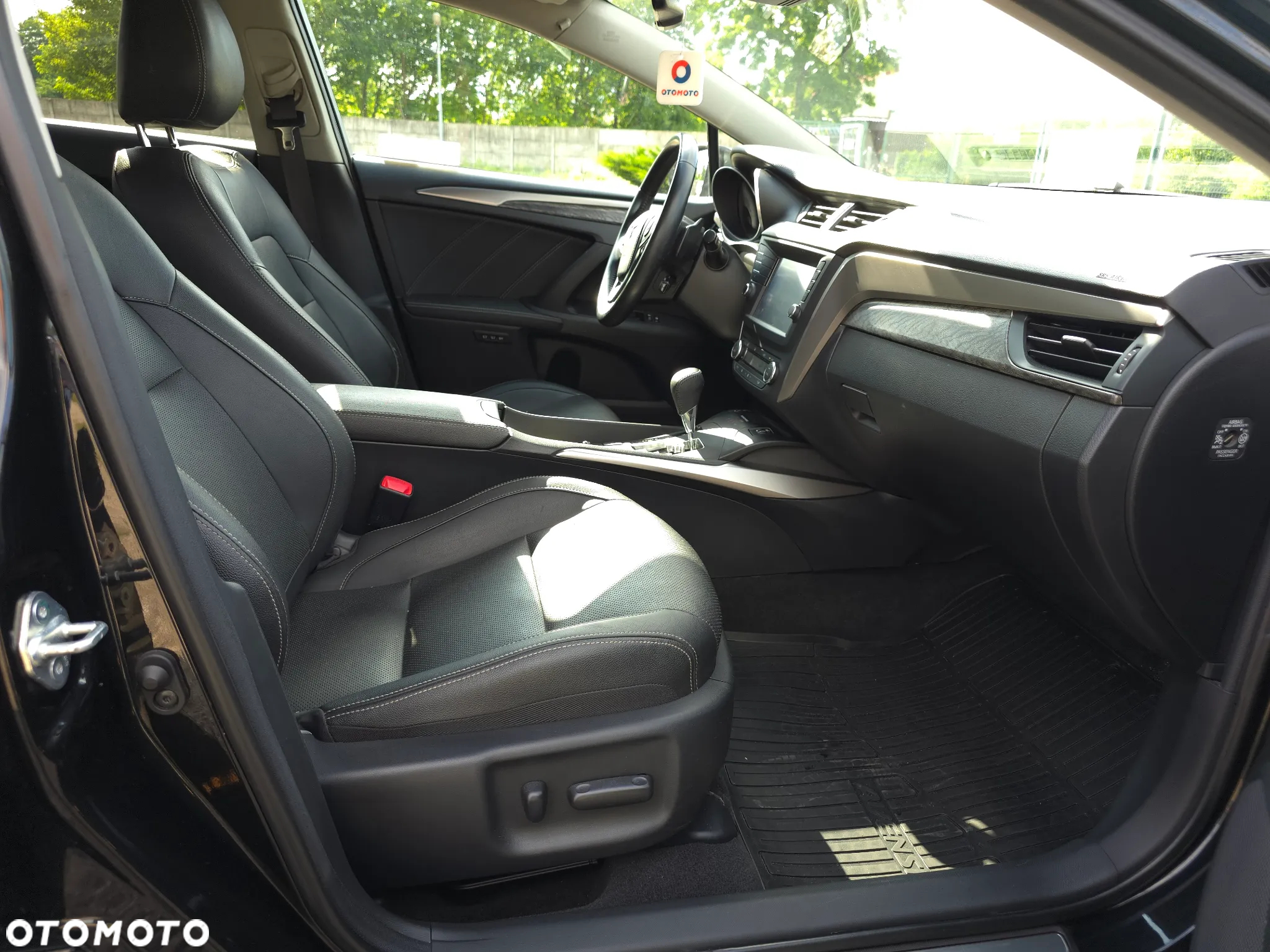 Toyota Avensis 2.0 Prestige MS - 16