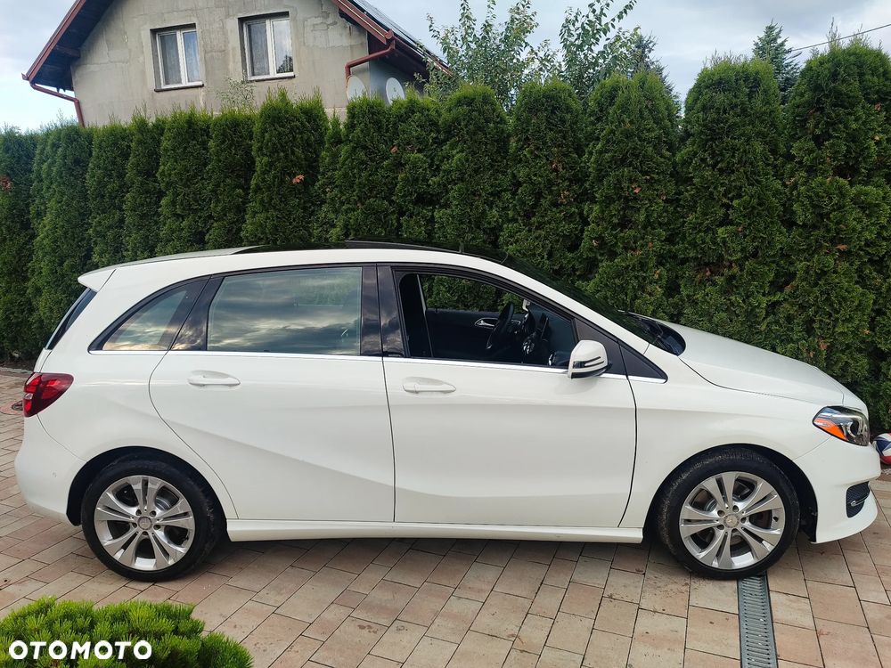 Mercedes-Benz Klasa B 250 4-Matic - 31