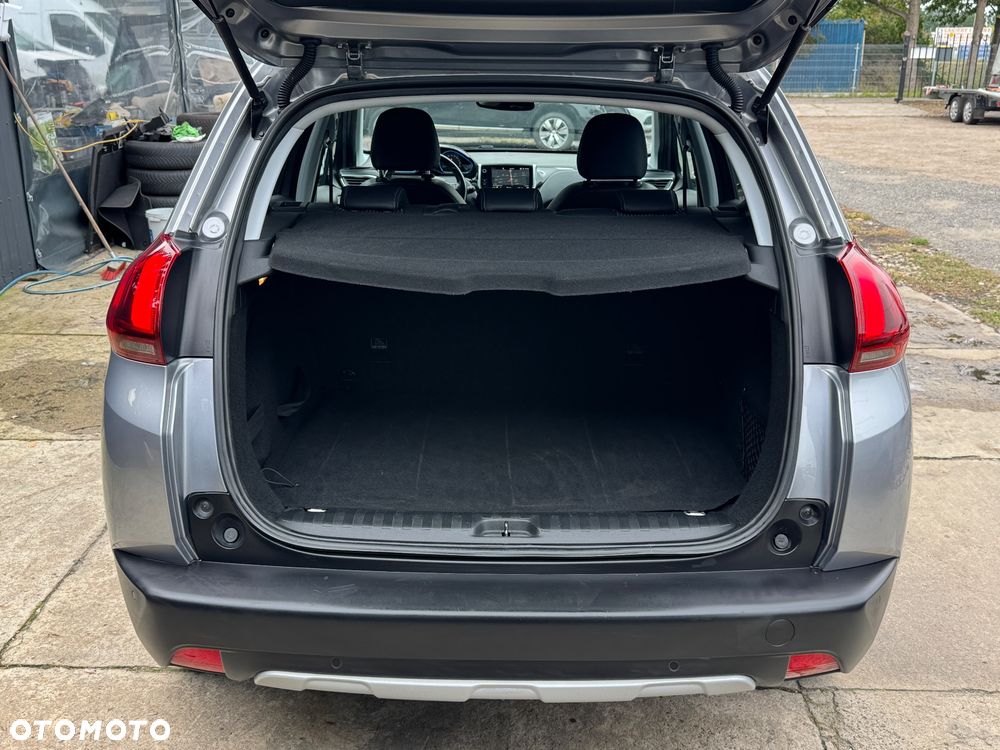 Peugeot 2008 PureTech 110 GPF Stop&Start EAT6 Allure - 8