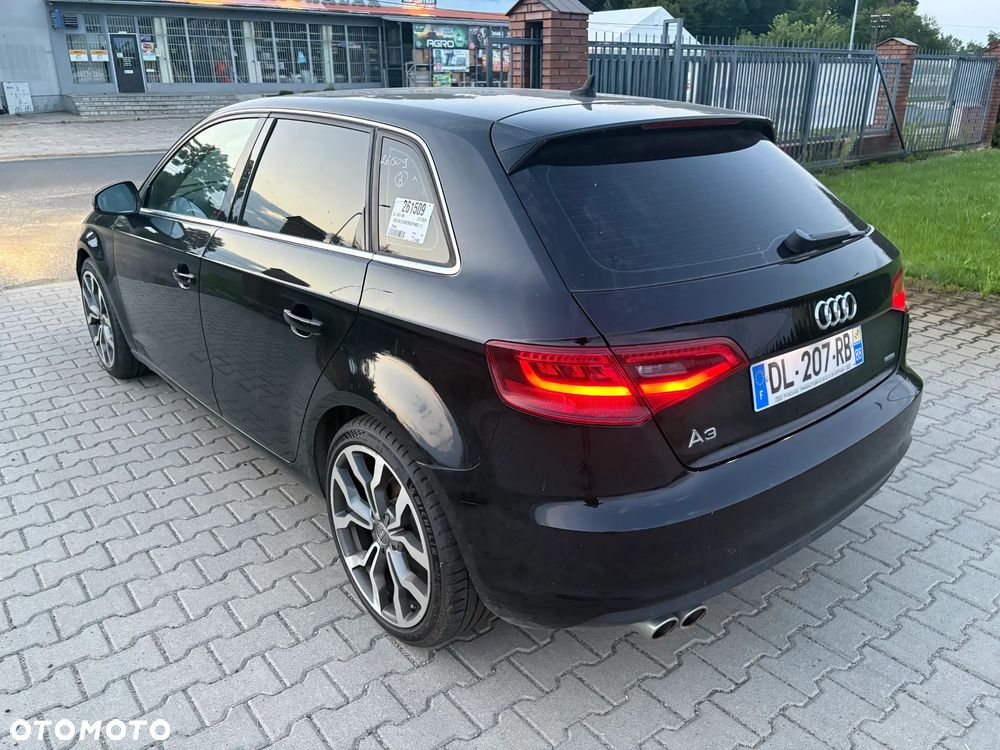Audi A3 Sportback 2.0 TDI Quattro Ambiente S tronic - 5