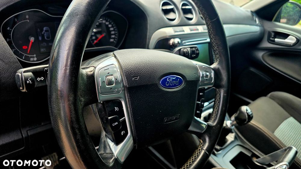Ford S-Max 2.0 TDCi DPF Titanium X - 18