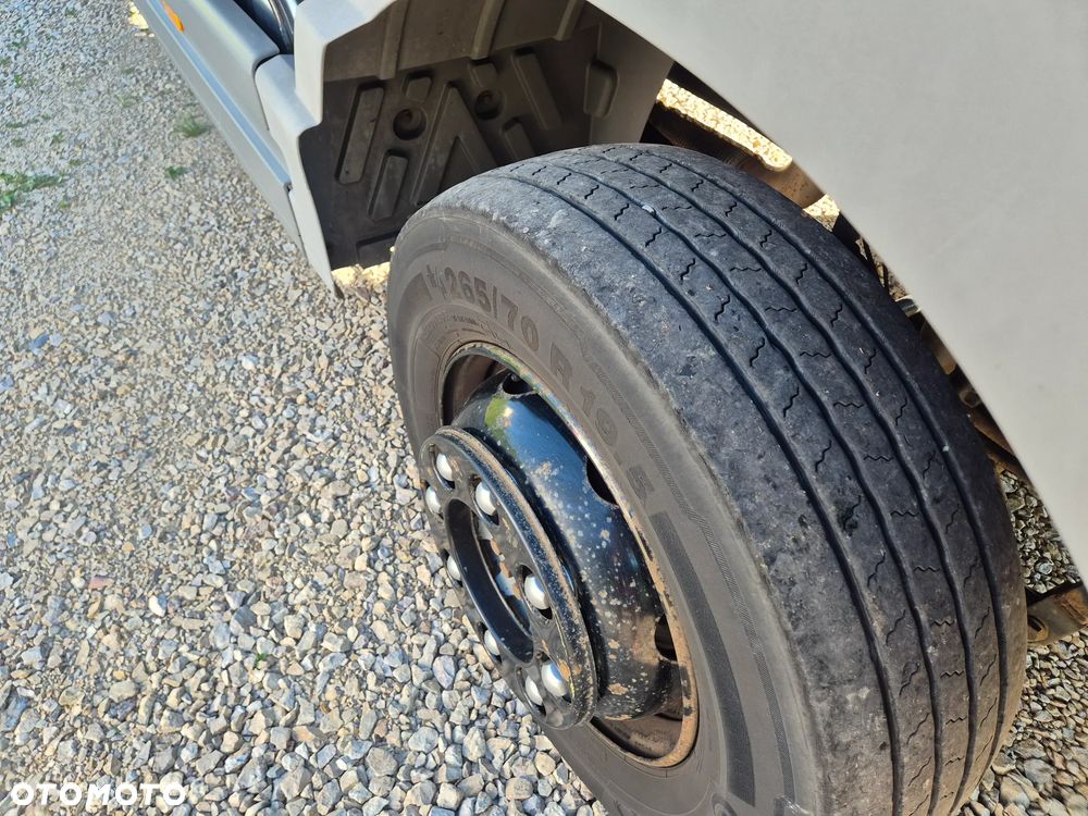 Mercedes-Benz Atego 1224 z Niemiec 9m kontener izoterma podział manual 1222 okazja - 23