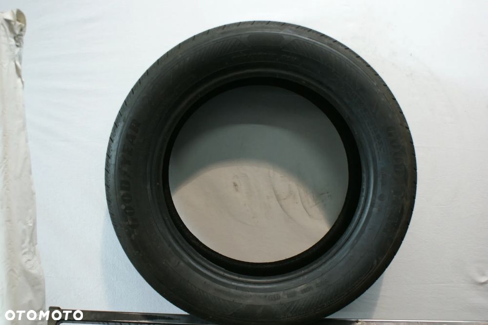 205/55R16 GOODYEAR EFFICIENT GRIP PERFORMANCE 2 , 6,9mm 2023r B3092 - 3