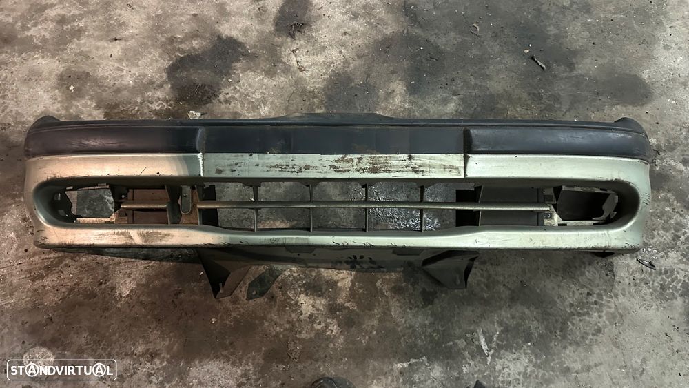 Parachoque Renault Megane 96 - 1