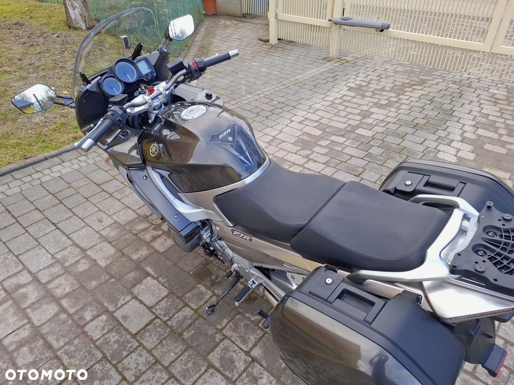 Yamaha FJR - 34