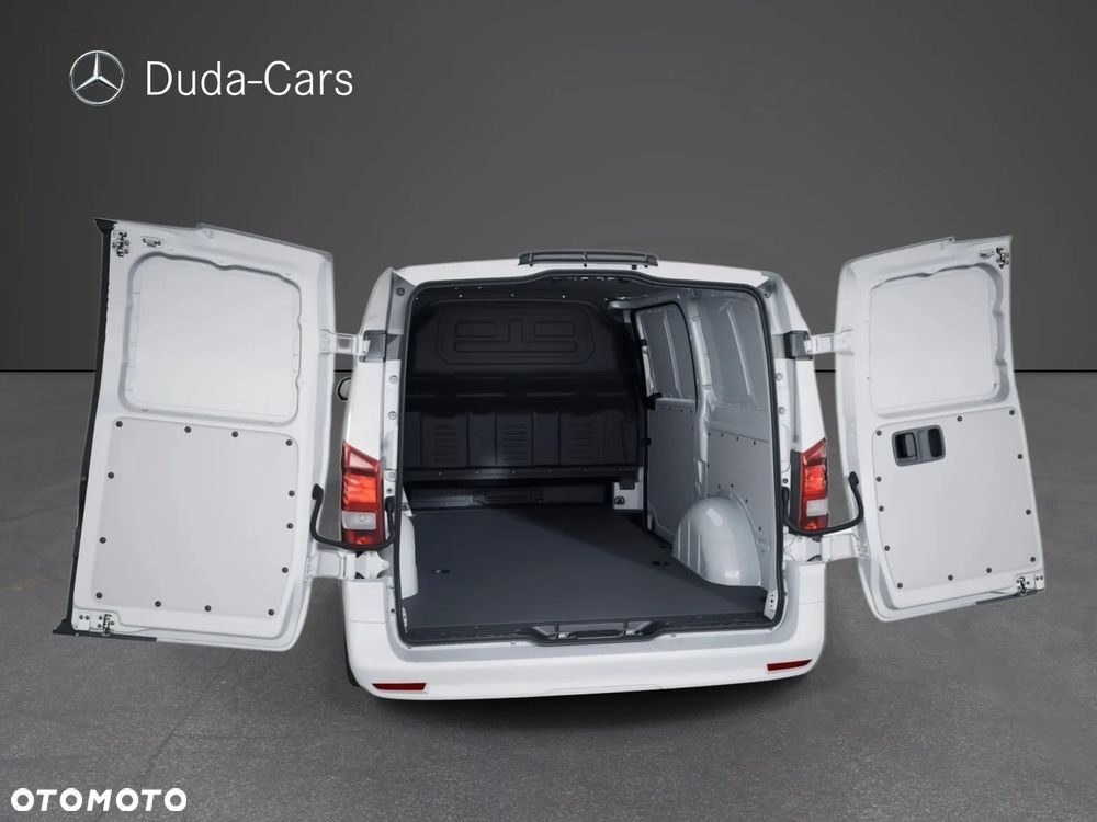 Mercedes-Benz eVito 112 Furgon Długi - 10