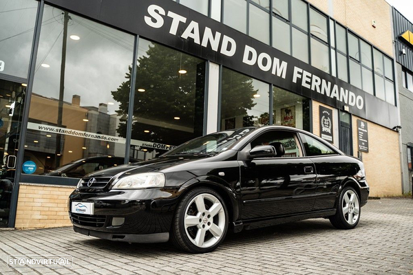 Opel Astra Coupe 2.0 Turbo OPC