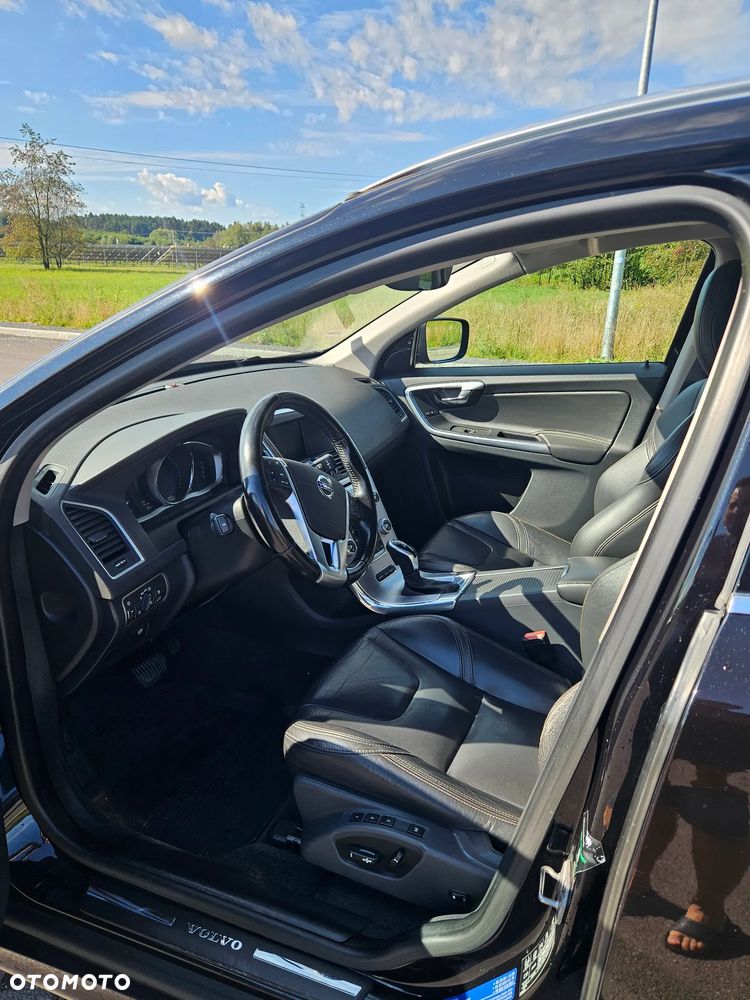 Volvo XC 60 D4 AWD Summum - 14