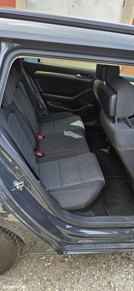 Volkswagen Passat 1.5 TSI EVO Business DSG - 23