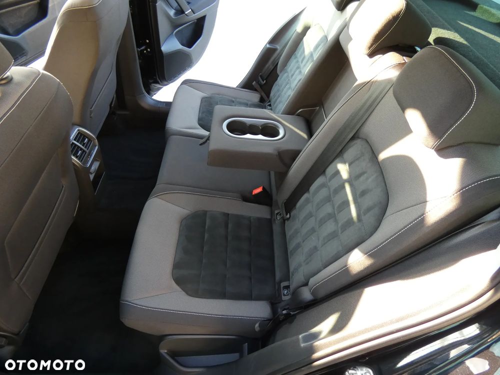 Volkswagen Golf Sportsvan - 31