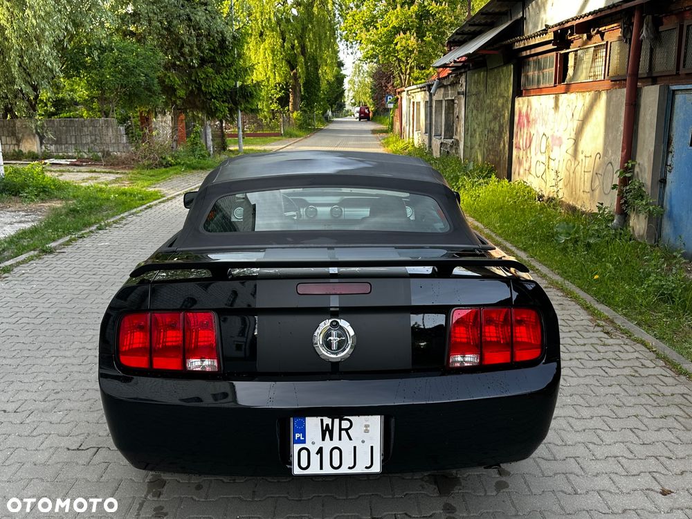 Ford Mustang - 8