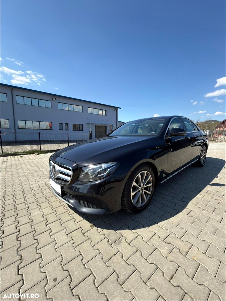 Mercedes-Benz E 220 d Aut. - 2
