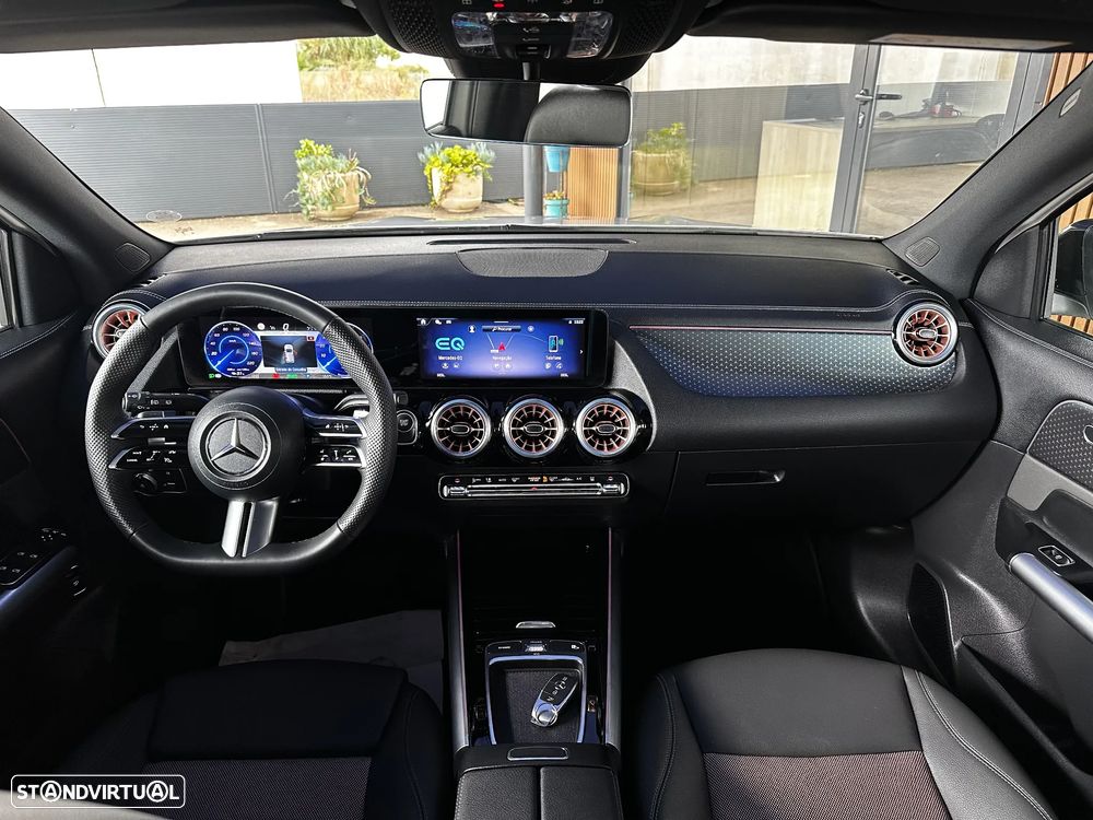 Mercedes-Benz EQA 300 4Matic Electric Art - 4