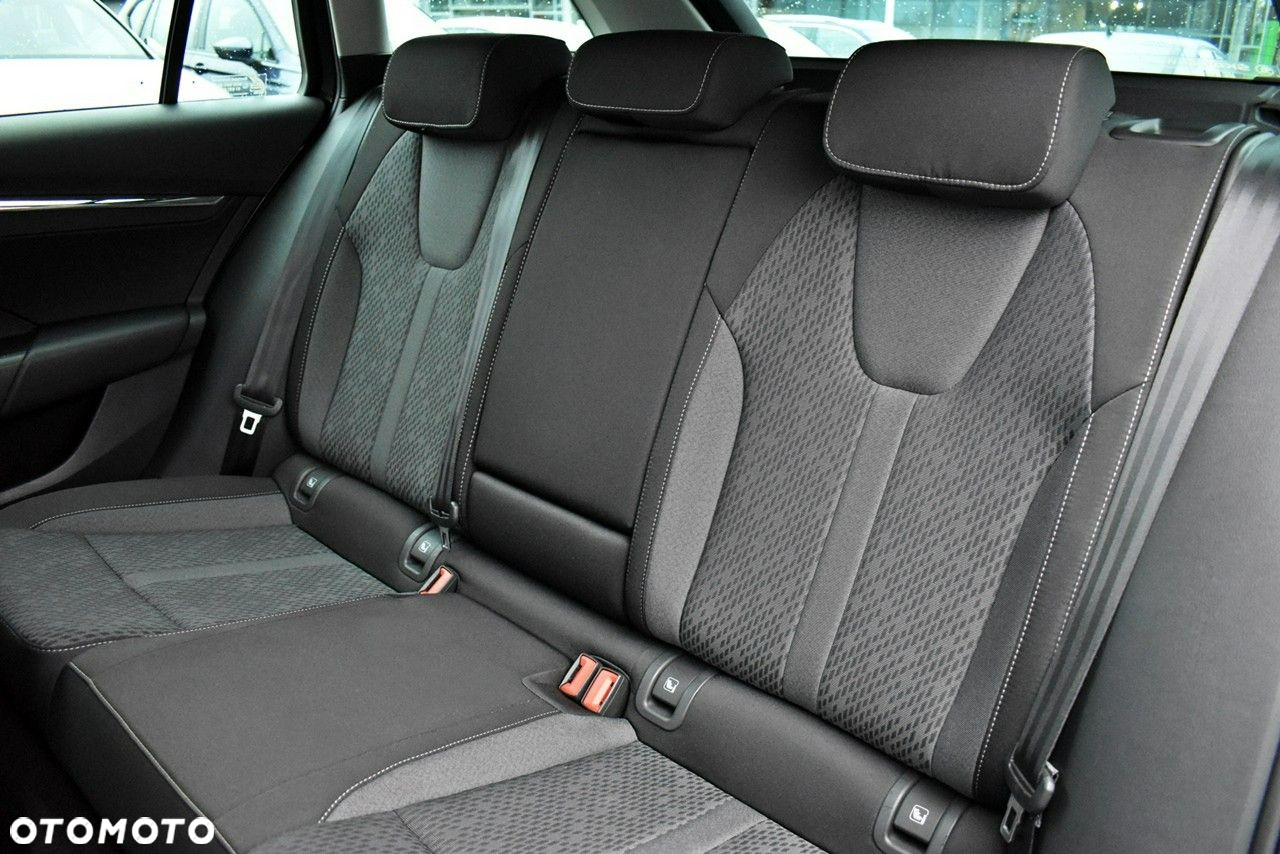 Skoda Octavia 2.0 TSI 4x4 Style DSG - 12