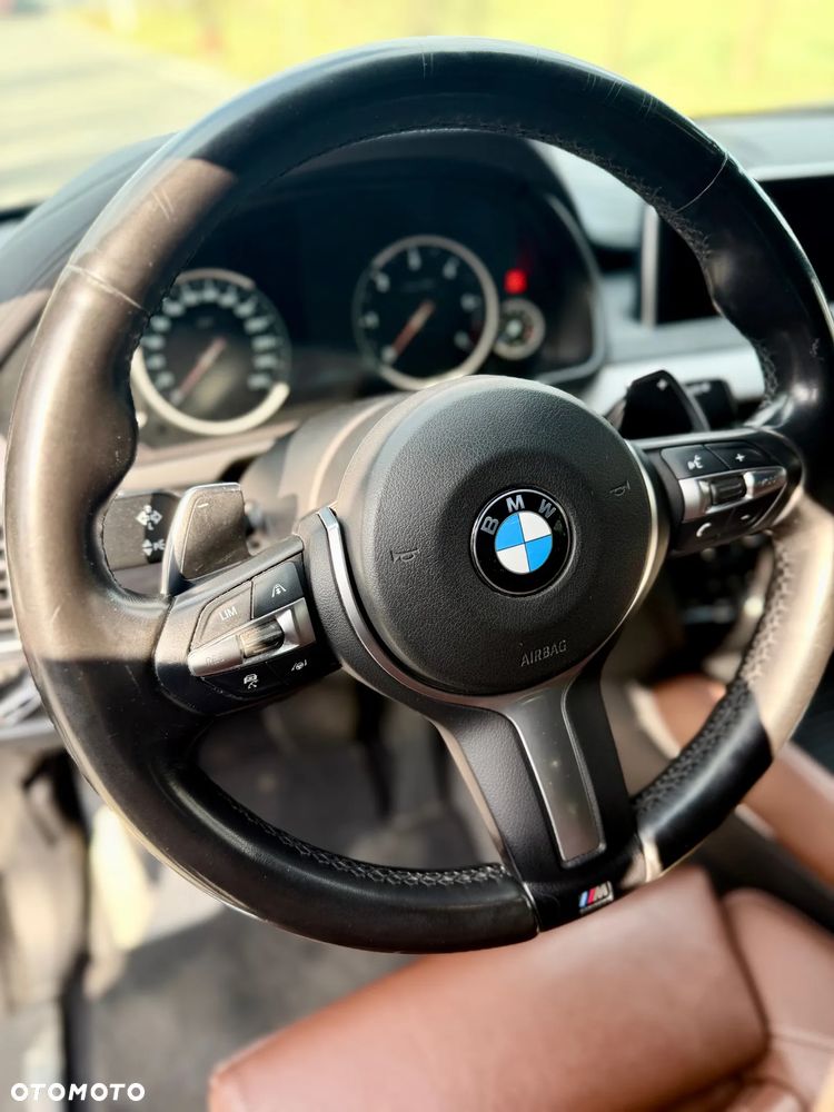 BMW X6 xDrive40d - 12