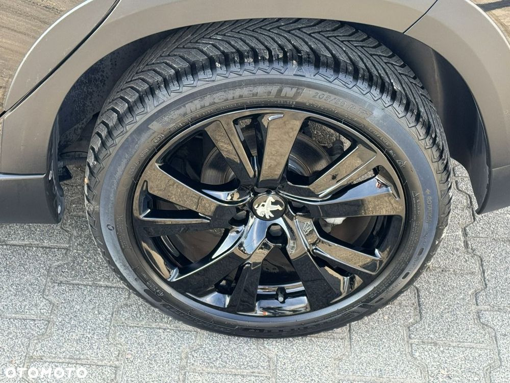 Peugeot 2008 PureTech 110 Stop&Start EAT6 GT-Line Edition - 20