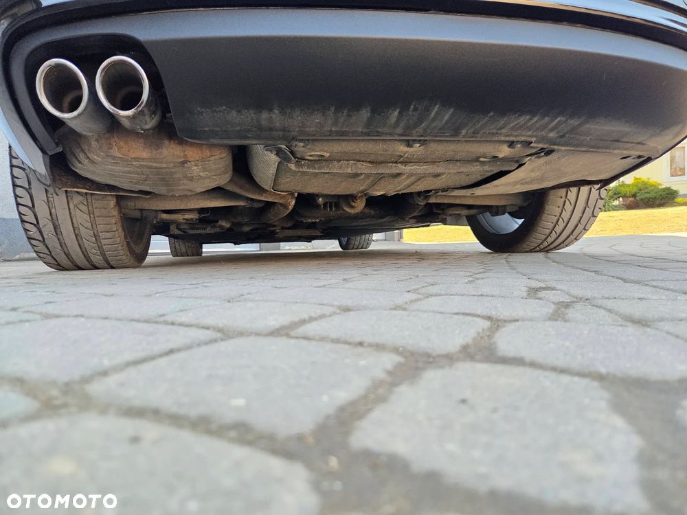 Audi A4 Avant 2.0 TDI DPF multitronic S line Sportpaket - 15