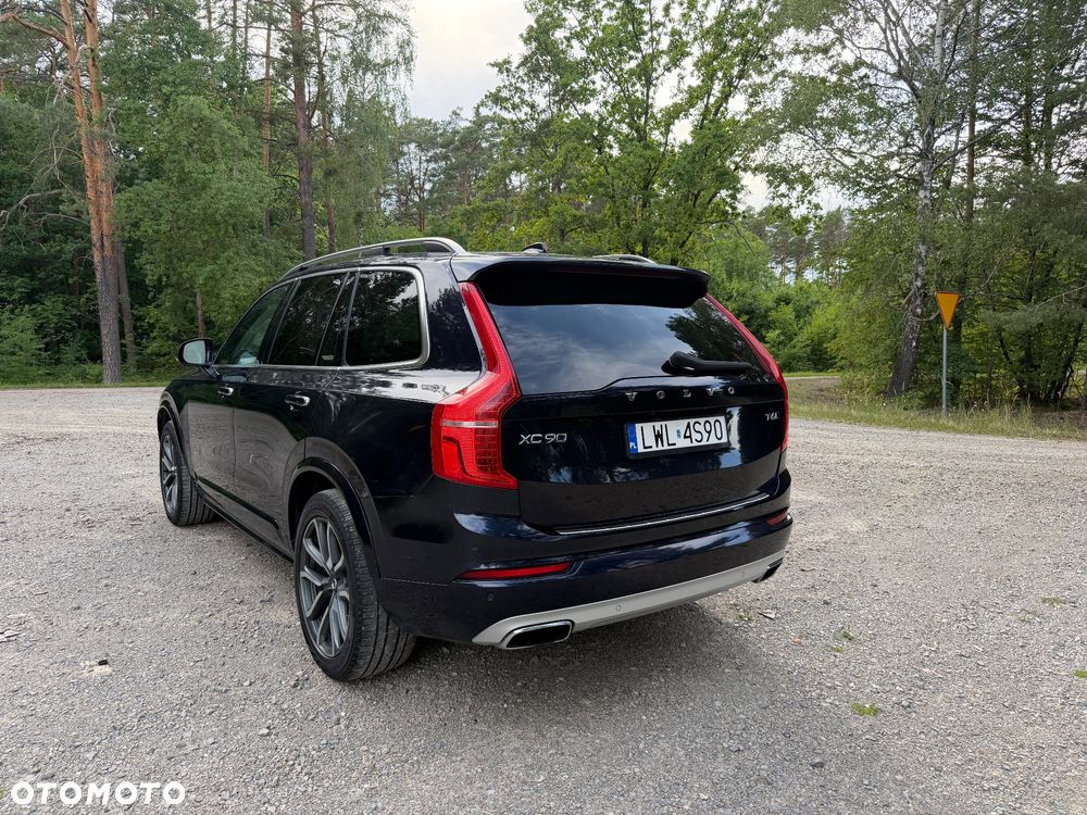 Volvo XC 90 - 4
